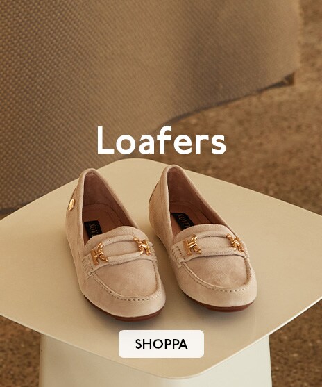 Shoppa säsongens trendiga loafers hos Scorett