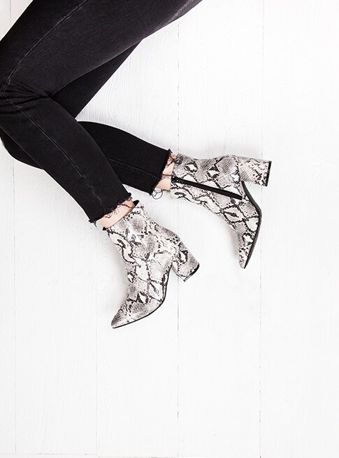My style, my passion, my boots Scorett.se My style, my passion, my boots Scorett.se