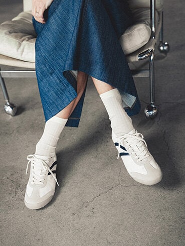https://www.scorett.se/pub_docs/files/scorett_bpuff_sneakers_v18_ss25.jpg