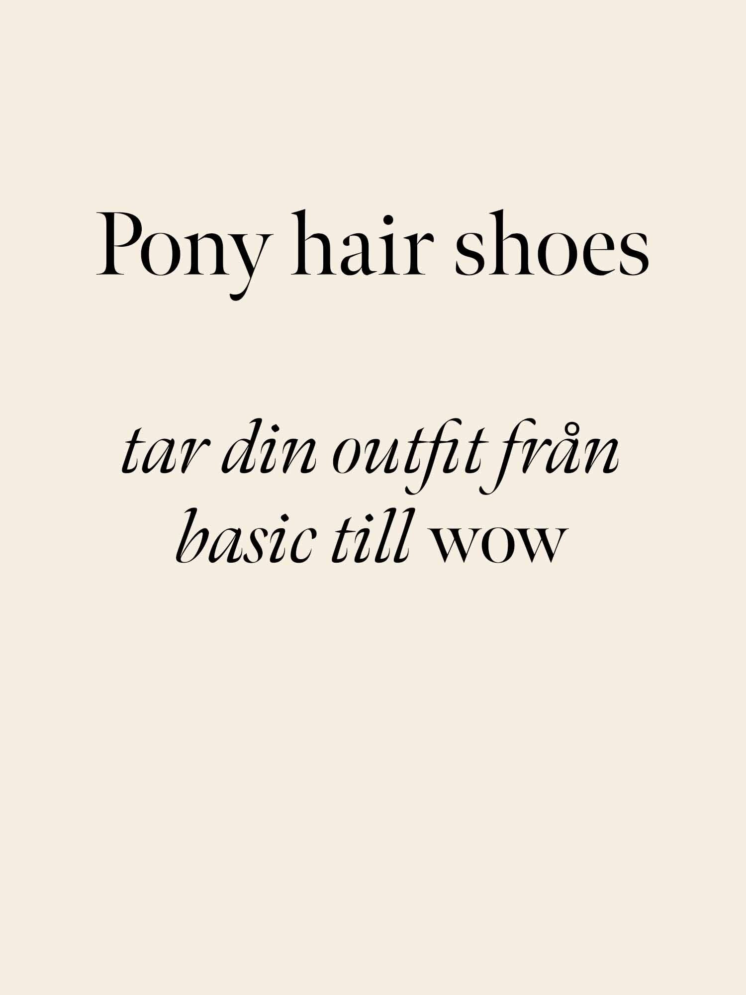 https://www.scorett.se/pub_docs/files/scorett_hero-ex_dam_aw25_01_pony-hair-shoes.jpg