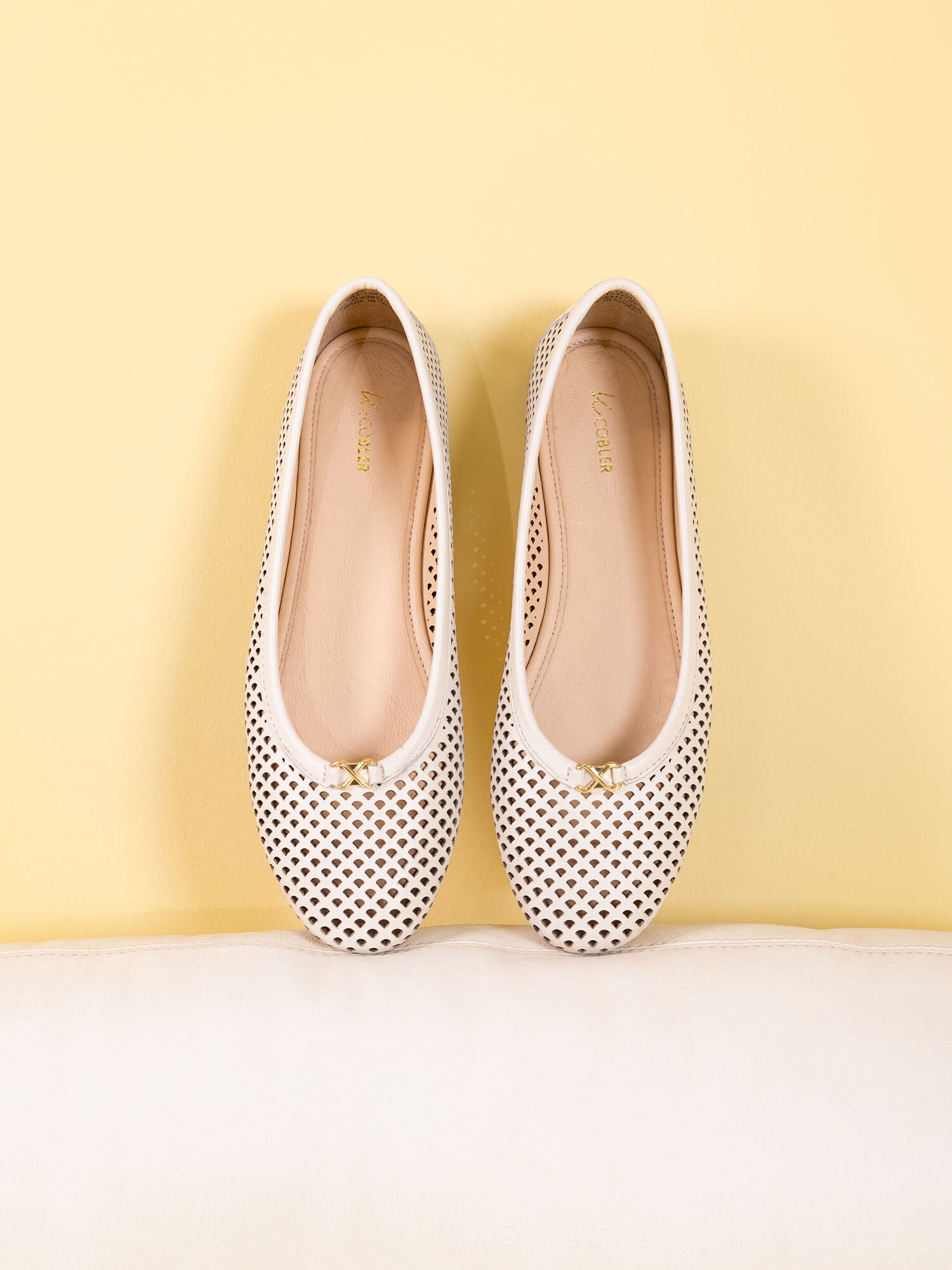 https://www.scorett.se/pub_docs/files/scorett_shoes-and-trends_ballerina_ss25_16.jpg