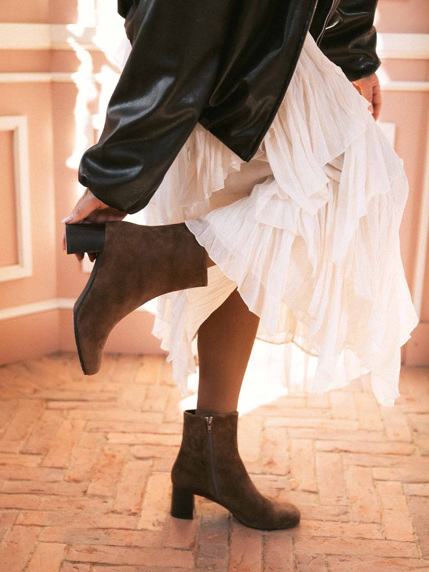 https://www.scorett.se/pub_docs/files/scorett_shoes-and-trends_dasia_aw25_03.jpg