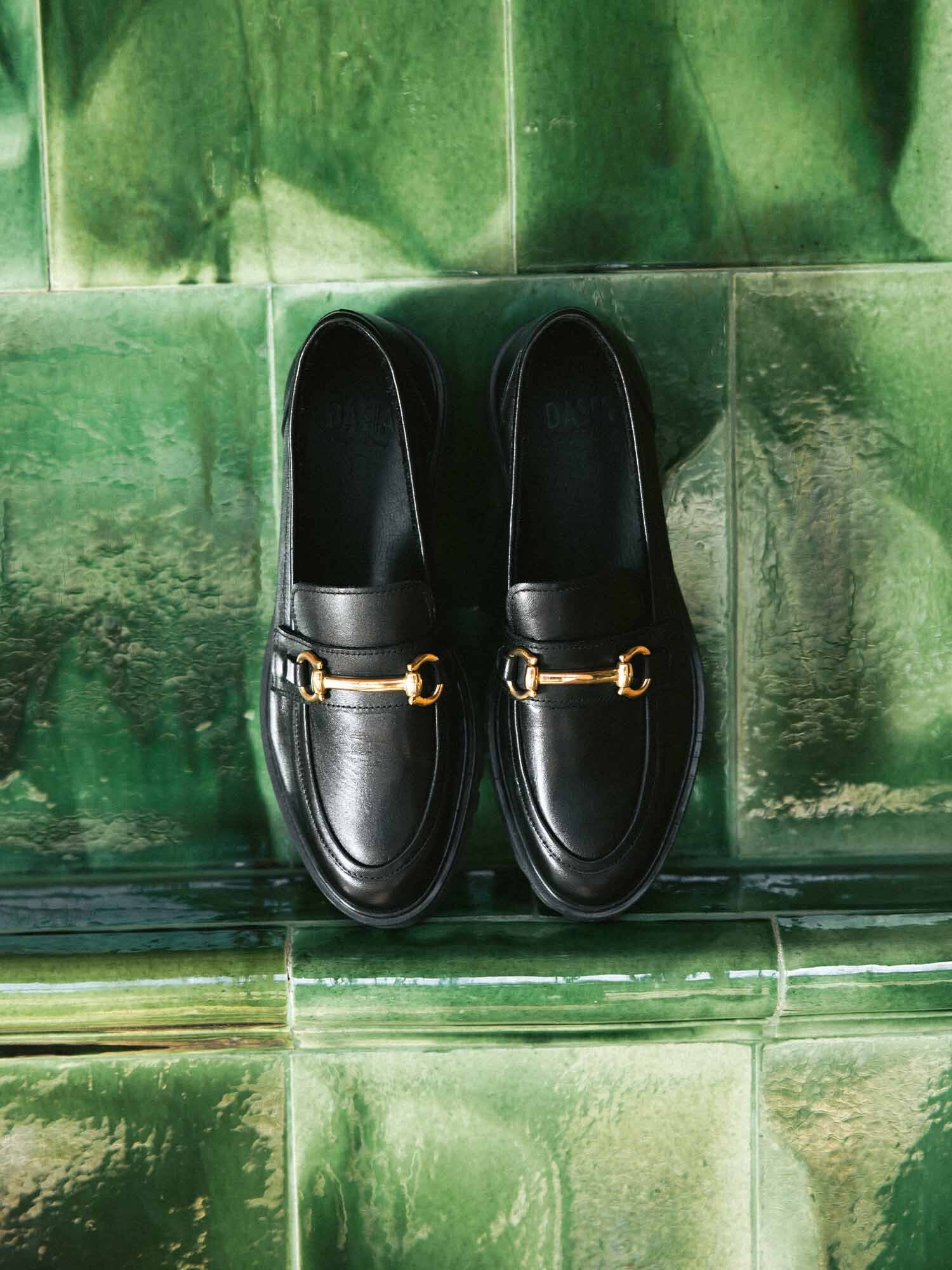 https://www.scorett.se/pub_docs/files/scorett_shoes-and-trends_dasia_aw25_06.jpg
