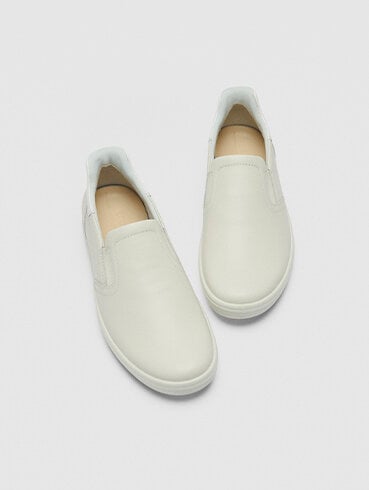 https://www.scorett.se/pub_docs/files/scorett_shoes-and-trends_ecco_ss25_14.jpg