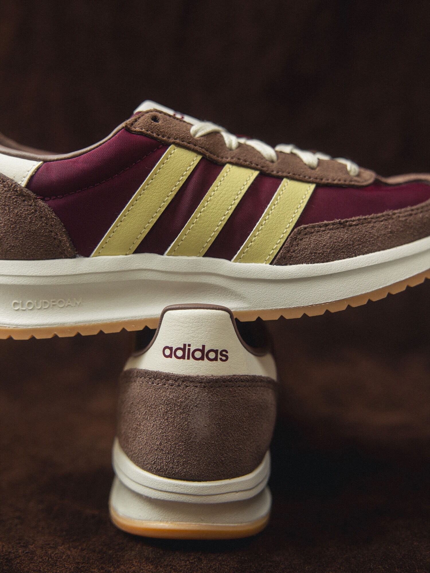 https://www.scorett.se/pub_docs/files/scorett_shoes-and-trends_sneakers_aw25_4.jpg
