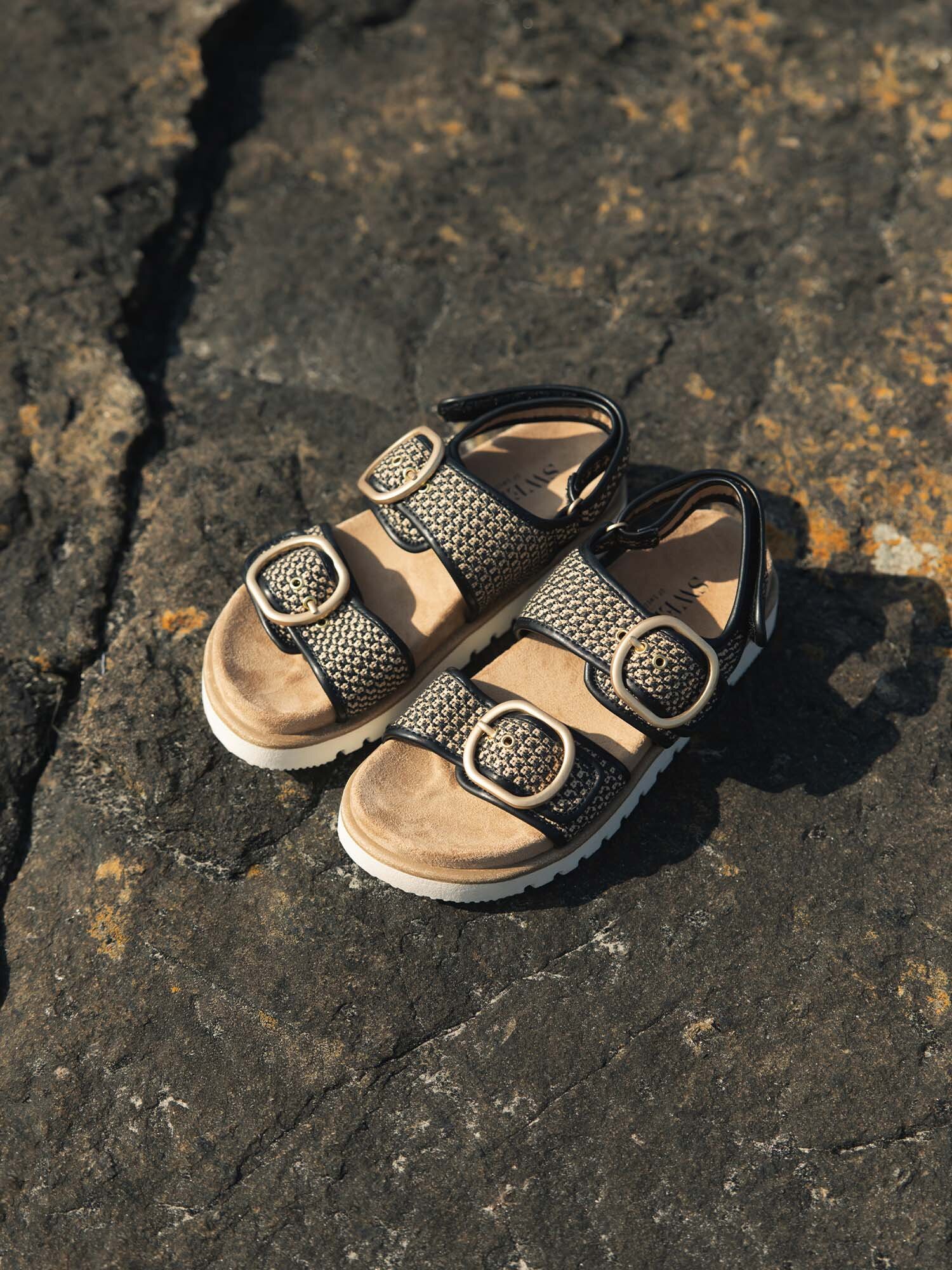 https://www.scorett.se/pub_docs/files/scorett_shoes-and-trends_sweeks-ss25_19.jpg