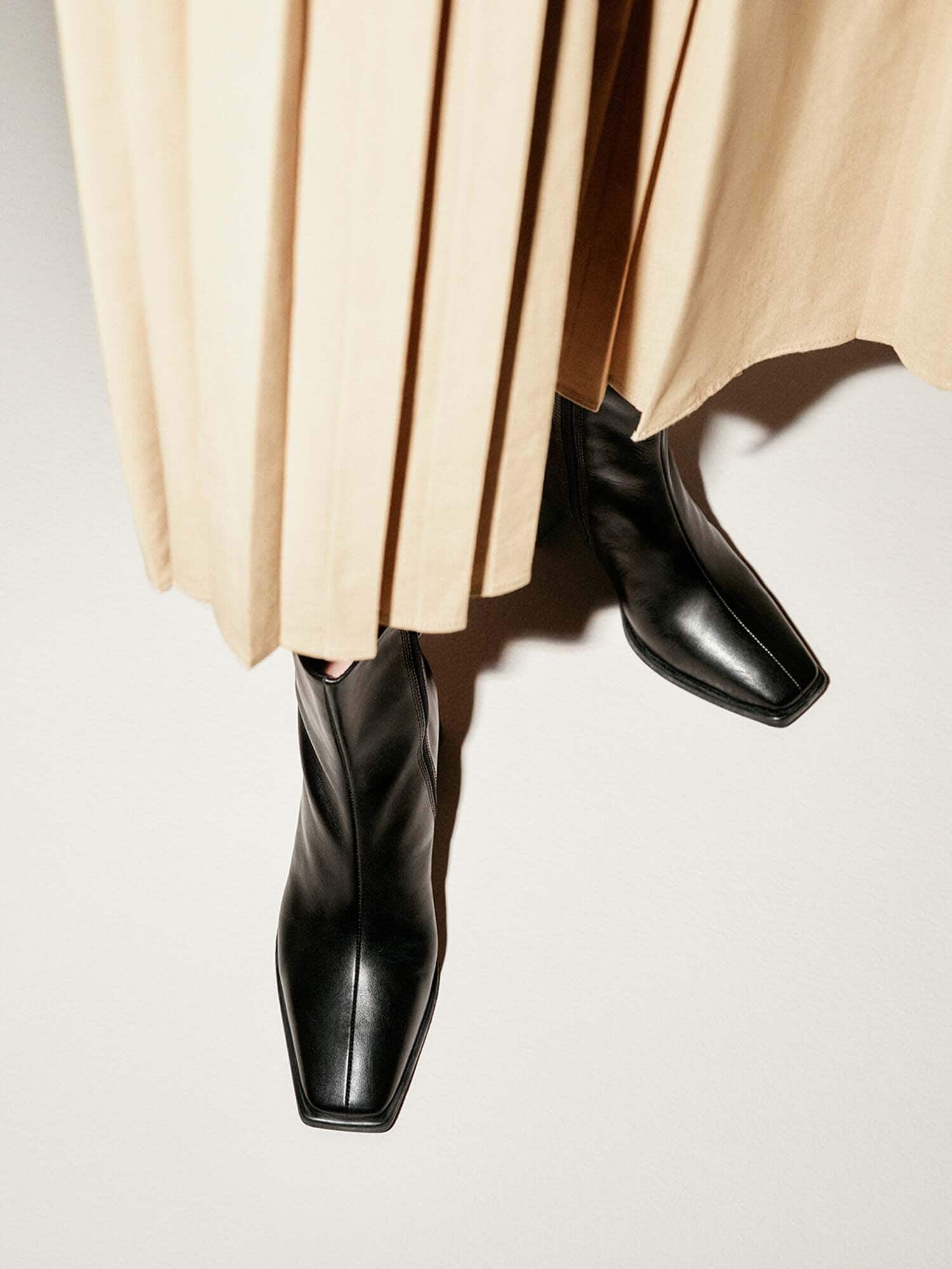 https://www.scorett.se/pub_docs/files/scorett_vagabond_shoes-and-trends_b3_v38_2023.jpg