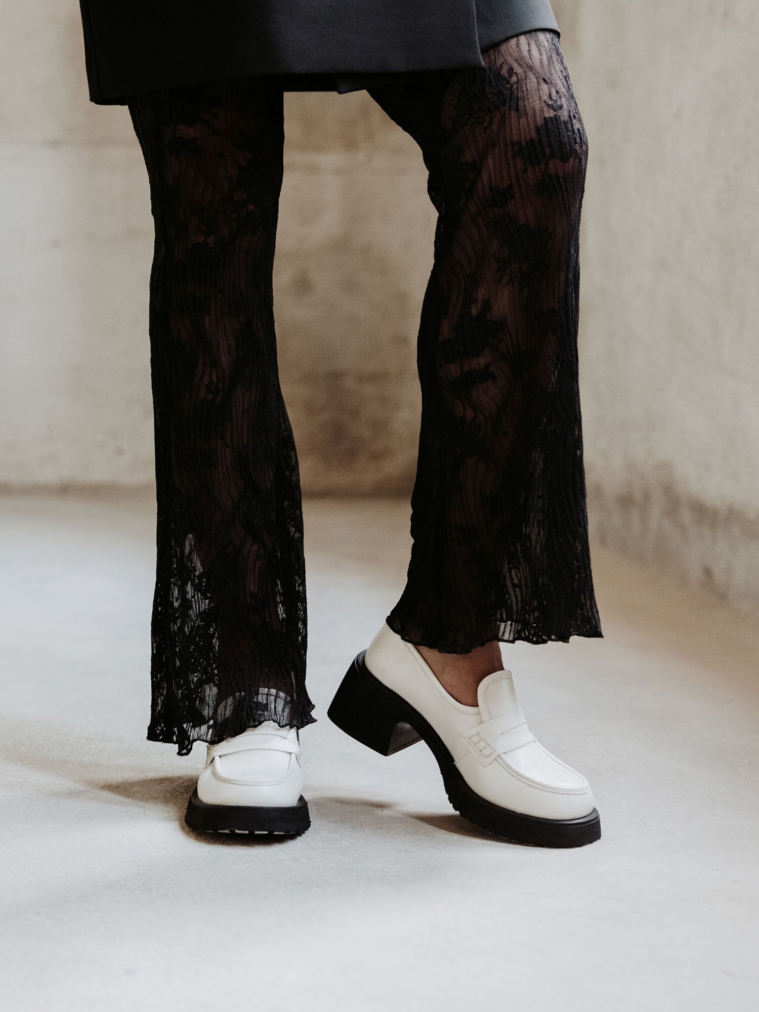 https://www.scorett.se/pub_docs/files/shoes-and-trends_kcobler_aw23_03.jpg