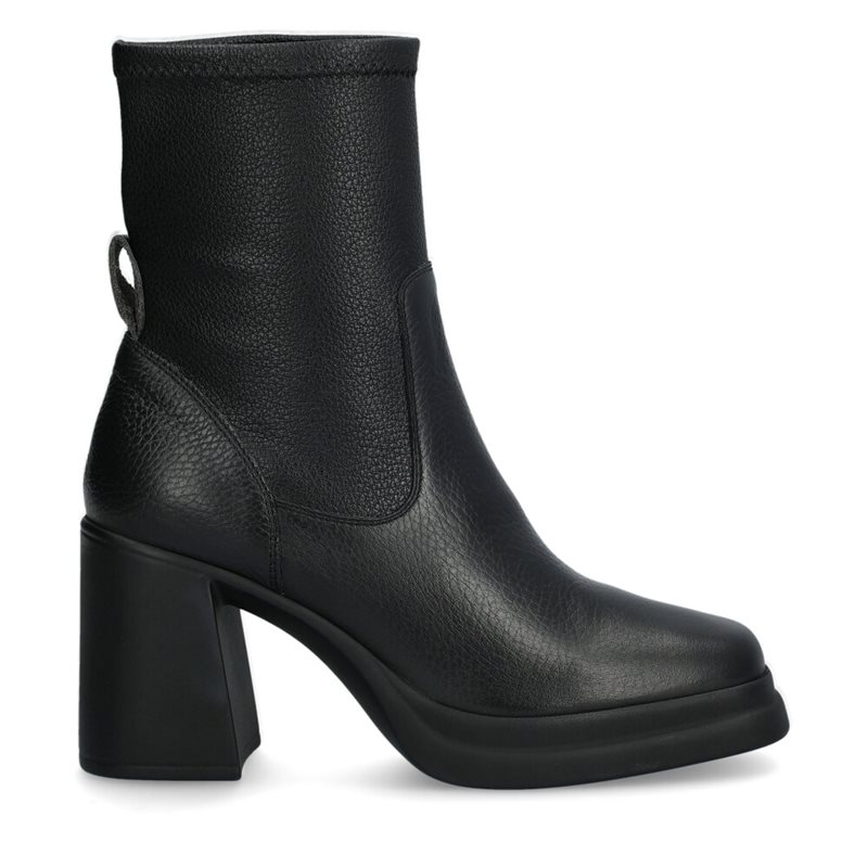 Pigalle Low Stretch Boots