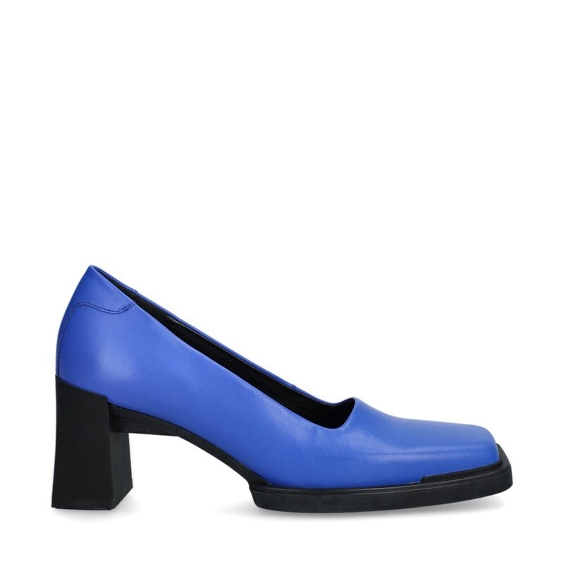 Edwina Pumps