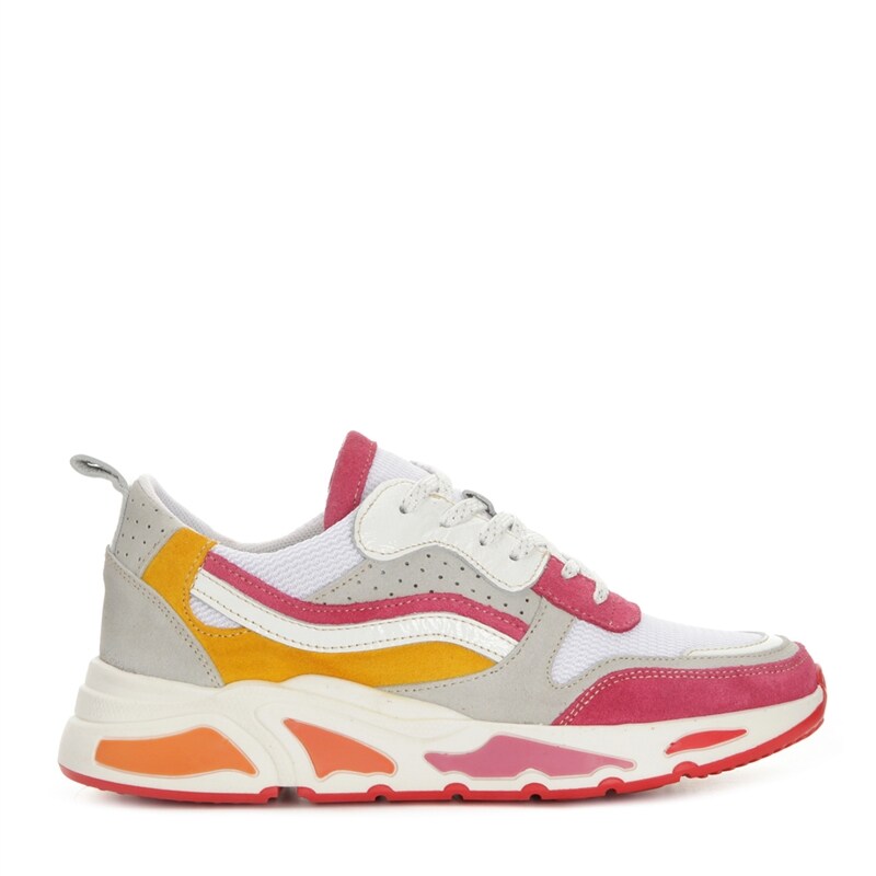 Product Image for Buckie Sneakers