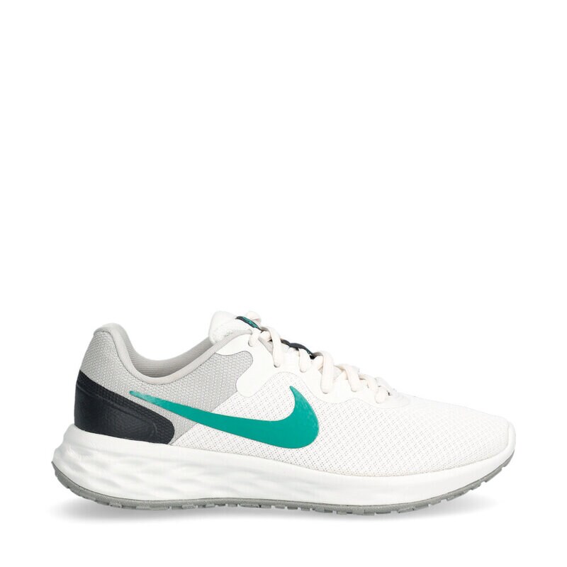 Revolution Sneakers