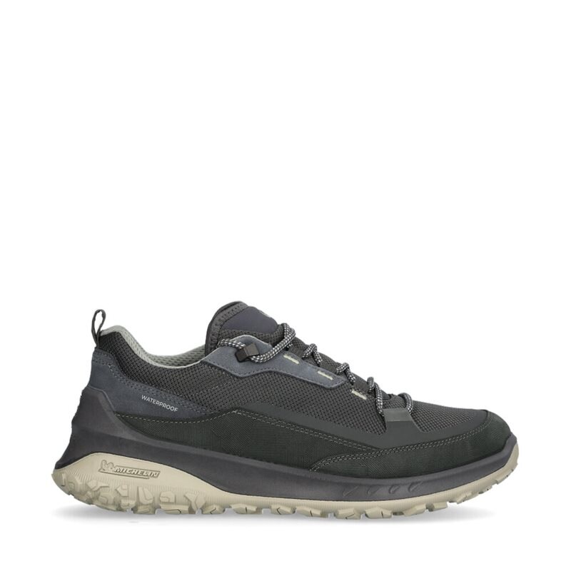 Product Image for ULT-TRN Sneakers W