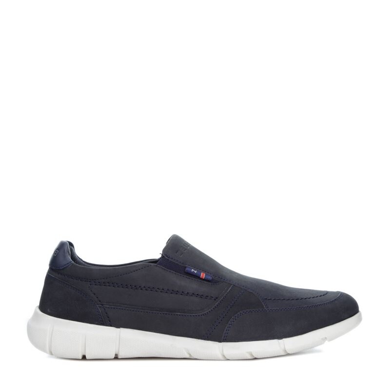 Product Image for Flexfusion Slip-On Sneakers