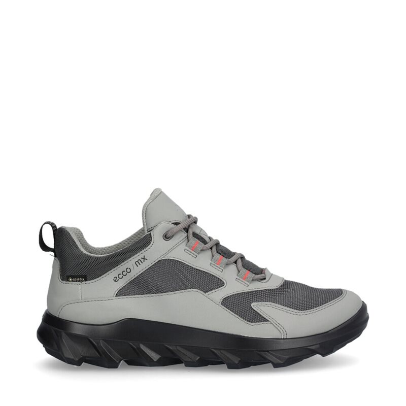 MX M Sneakers