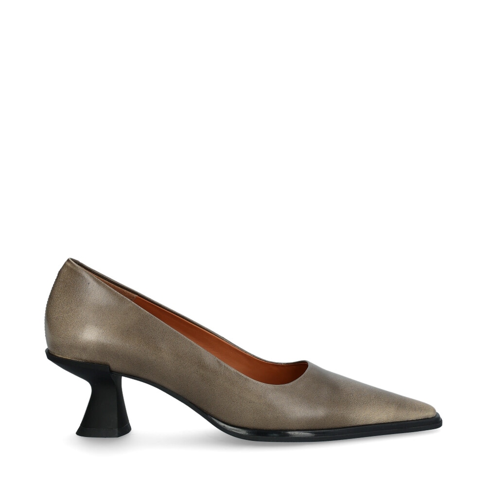 Tilly Pumps