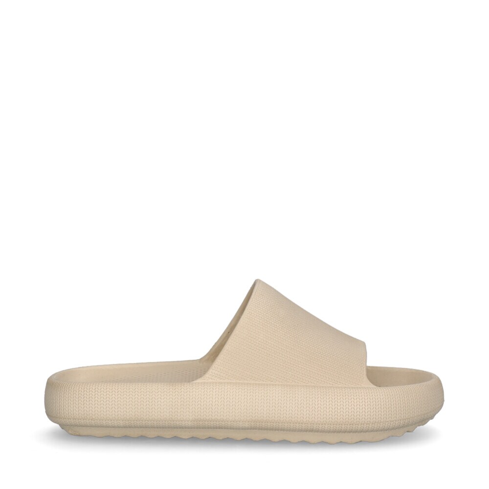 Luna W Sandaler