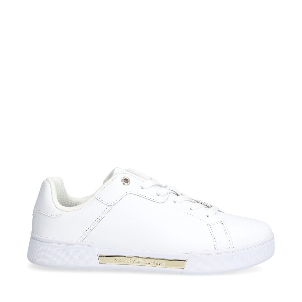 Court Monogram Sneakers
