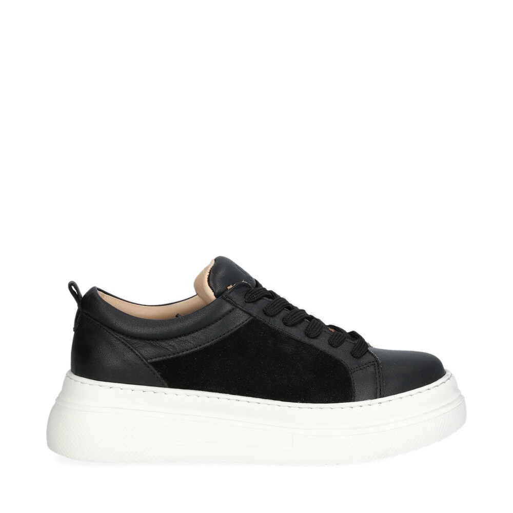 Laurel Sneakers