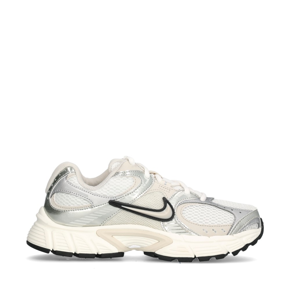 V5 RNR Sneakers