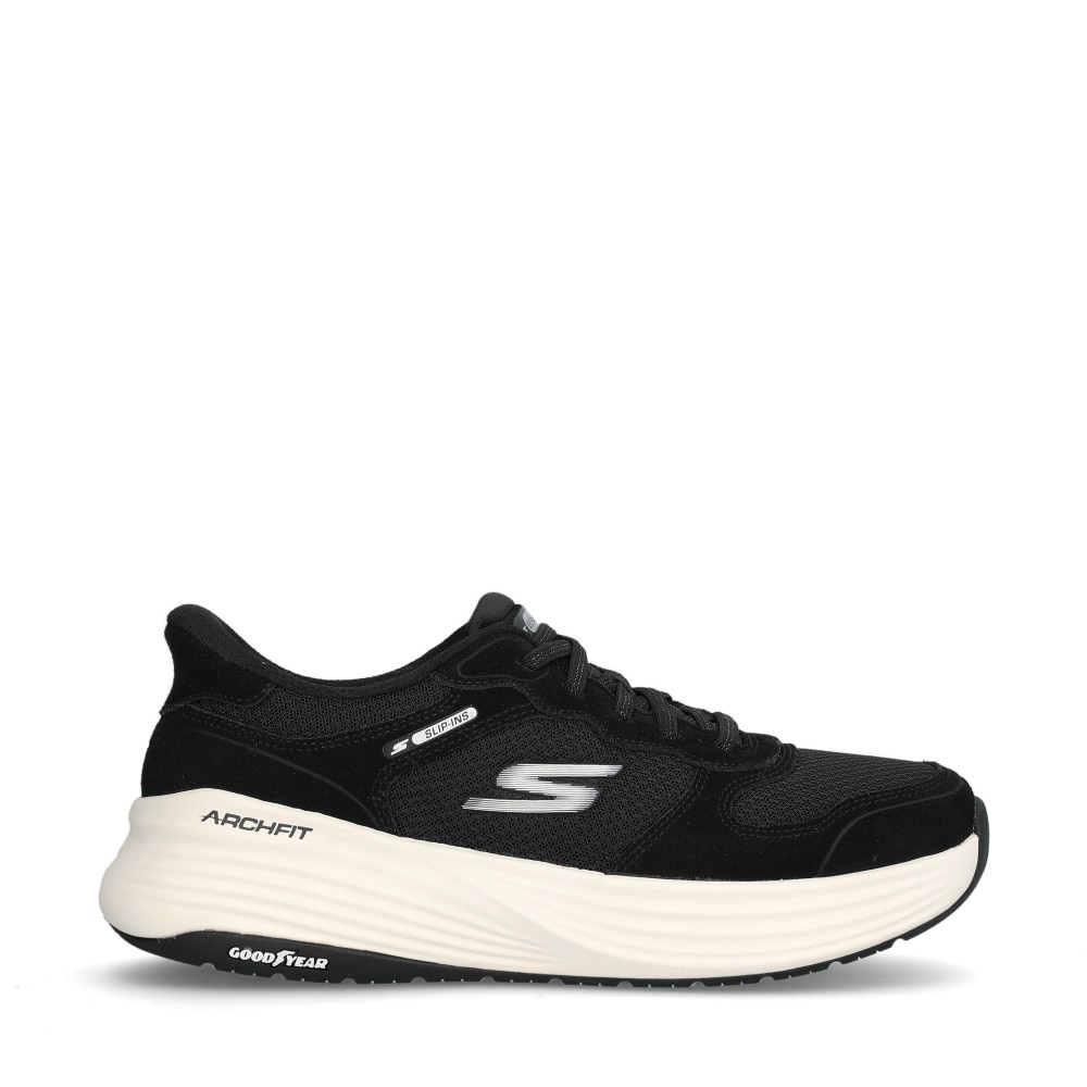 GO Walk Sneakers