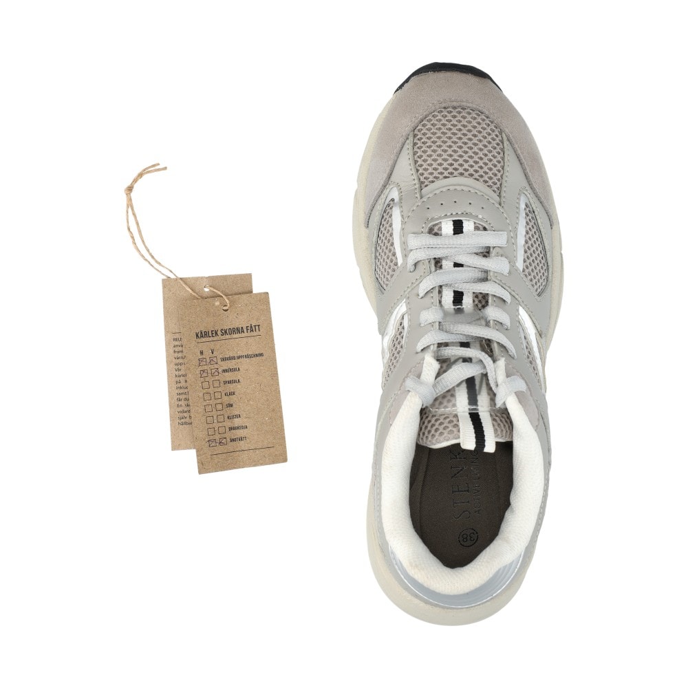 Reuse Acton Sneakers