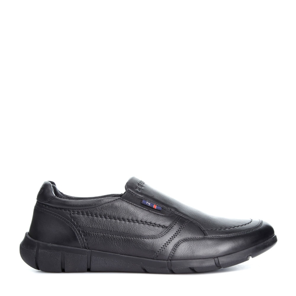 Flexfusion Slip-On Sneakers