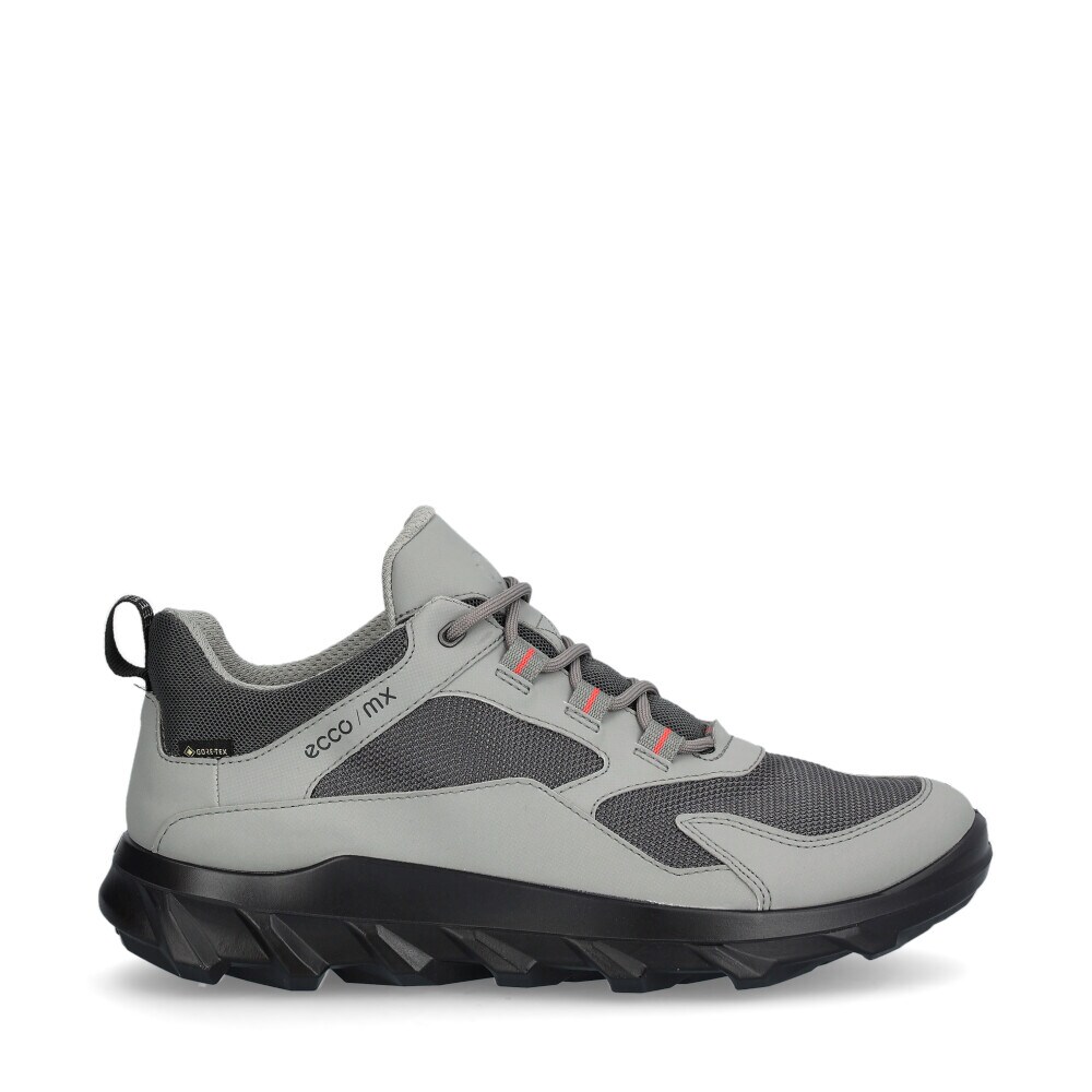 MX M Sneakers