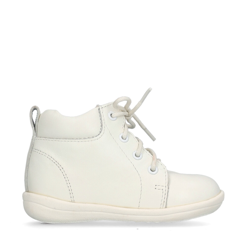 Gram Sneakers