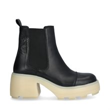 Tracey Chelsea Boots 