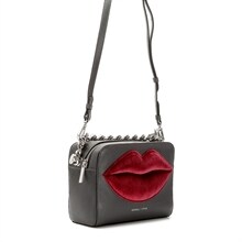 Lucy Lips Väska